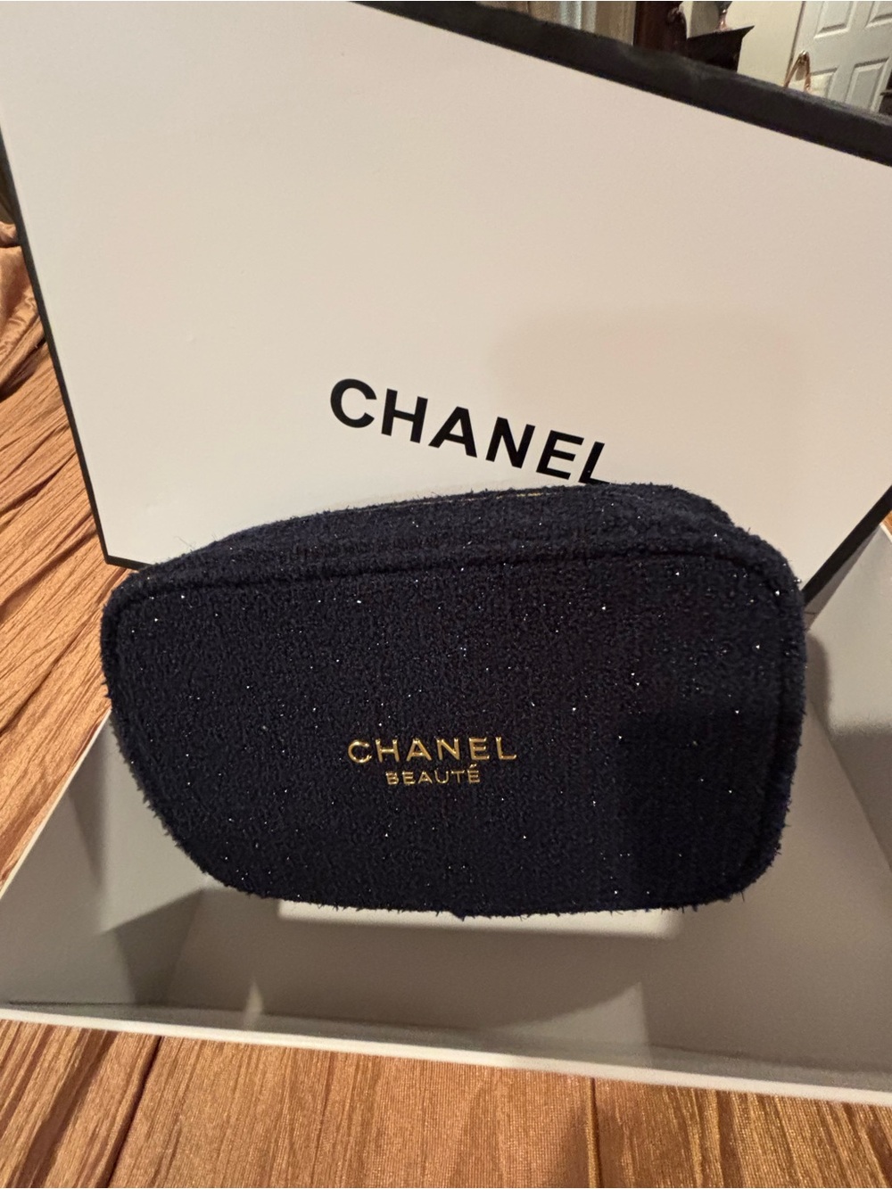CHANEL Beauté Navy Glitter Cosmetic Clutch /Pouch